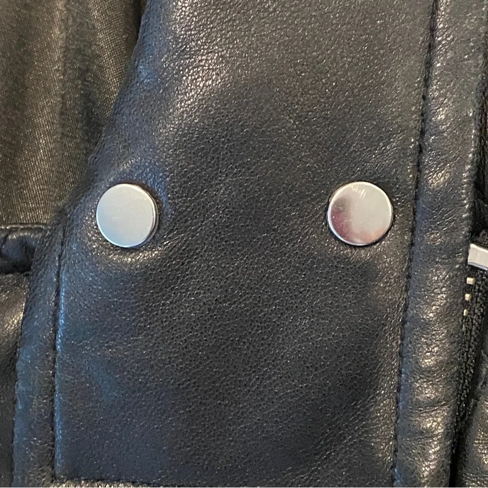 ⭐️HOST PICK⭐️ Mackage Leather Jacket - Picture 13 of 16